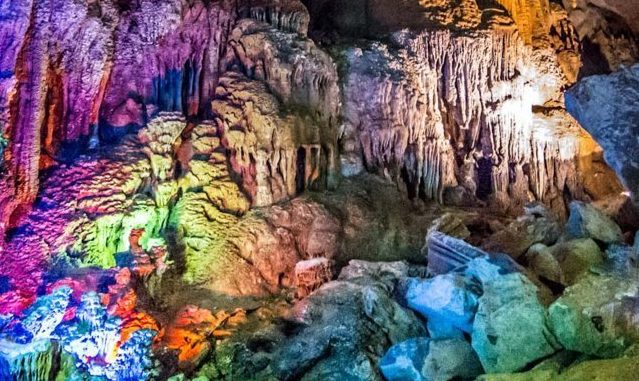 Phong Nha cave (1)
